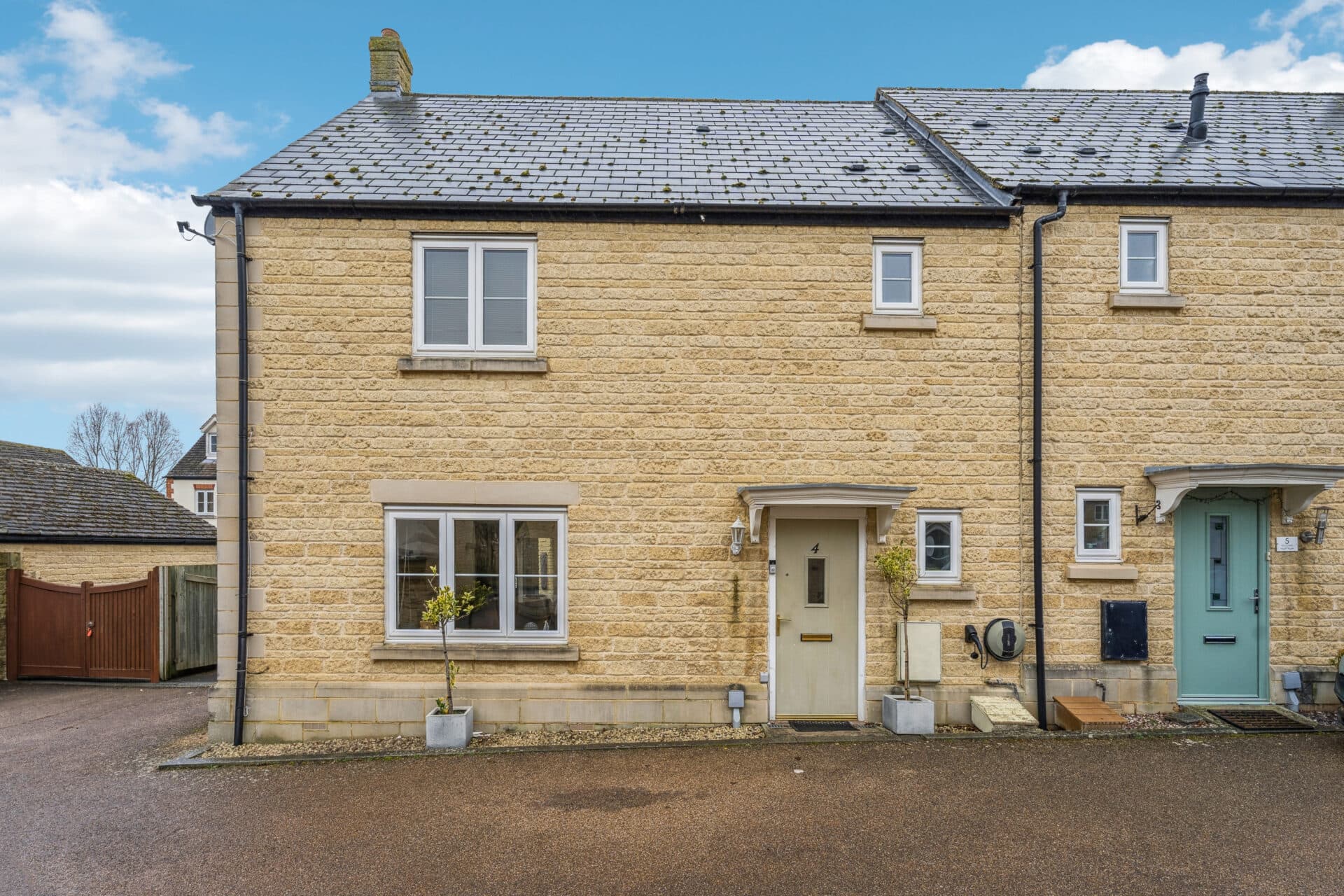 Woodlands, Carterton, Carterton, OX18 1JR
