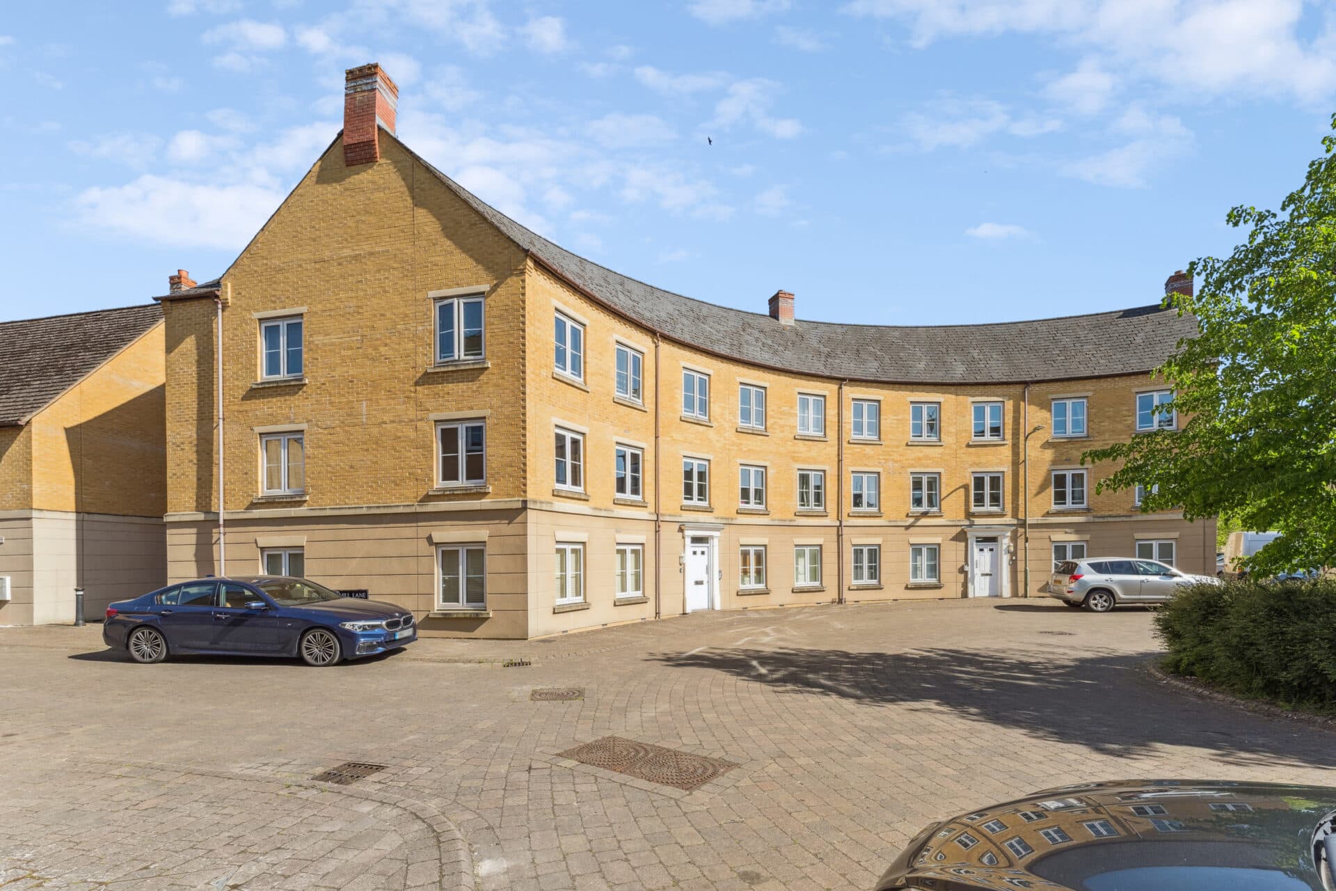 New Bridge Street, Witney, Witney, OX28 1YA