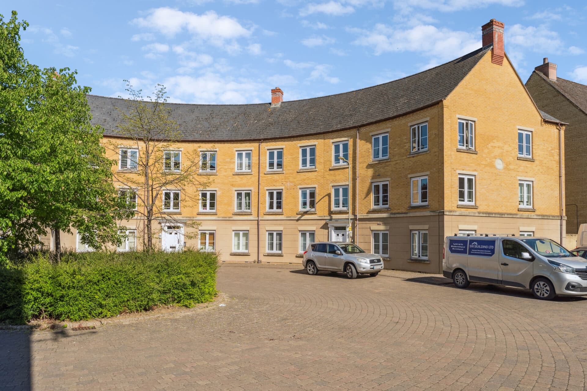 New Bridge Street, Witney, Witney, OX28 1YA