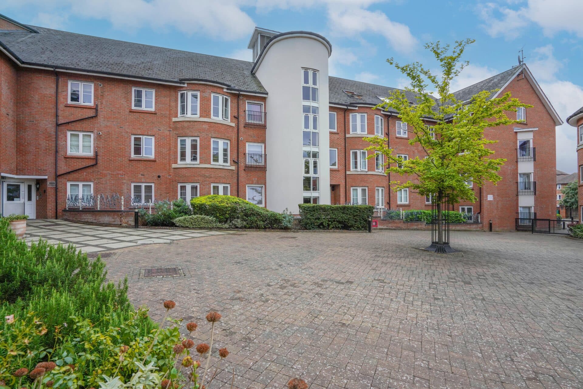 Quakers Court, Abingdon, Abingdon, OX14 3PY