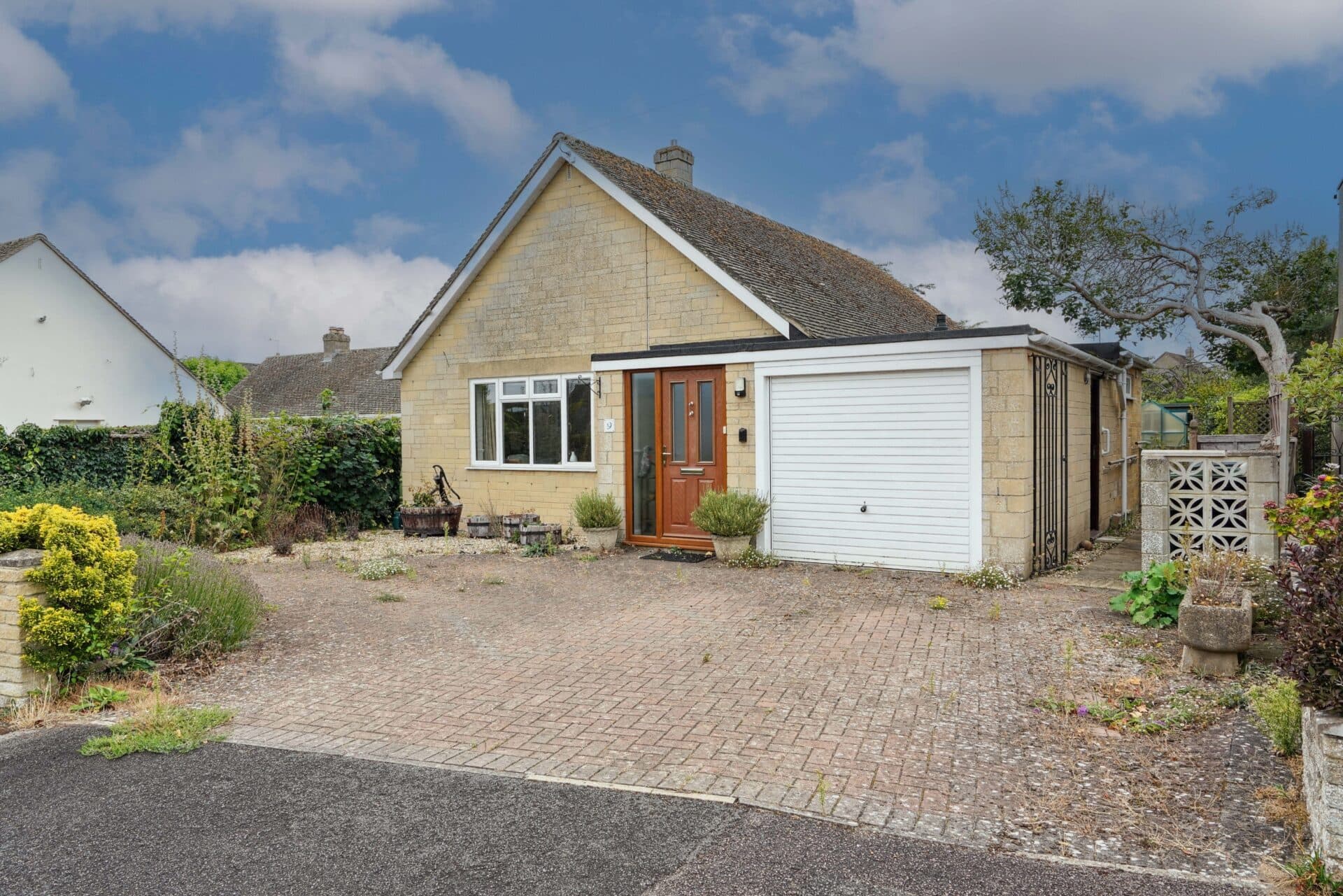 Greenfield Crescent, Stonesfield, Witney, Witney, OX29 8EH