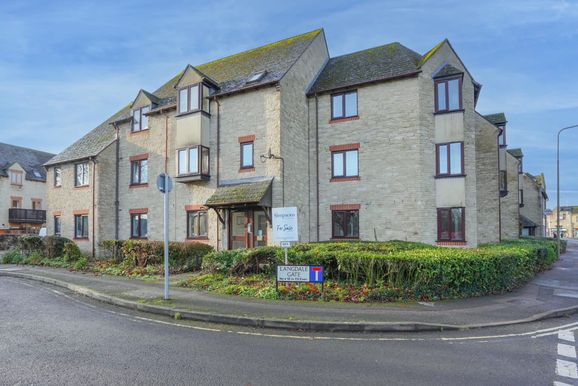 Flat 8, Evenlode Court, Witney, 18 Langdale Gate, OX28 6FL