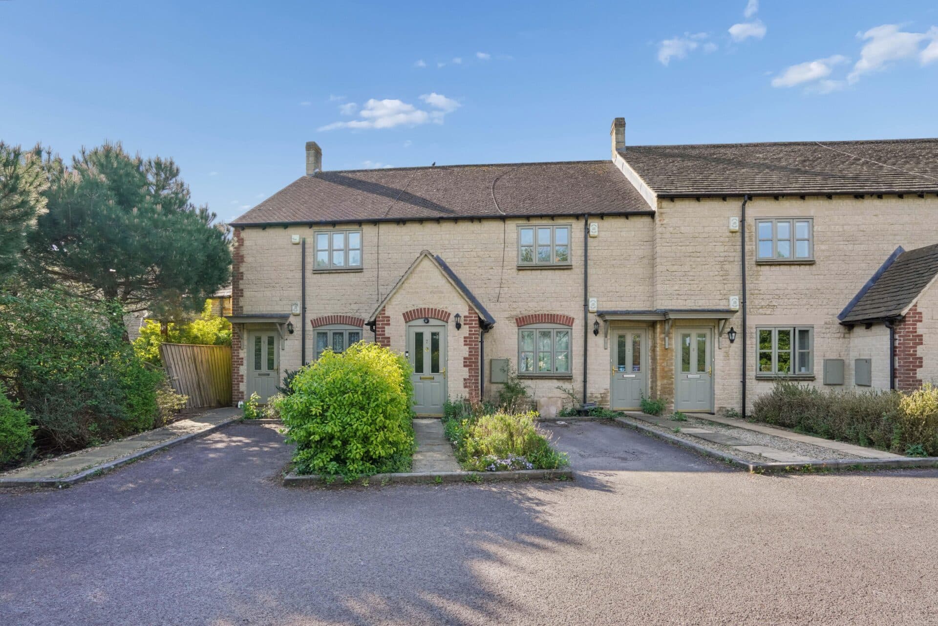 Apartment 8, The Dawes Witney Road, Witney, Freeland, OX29 8HQ