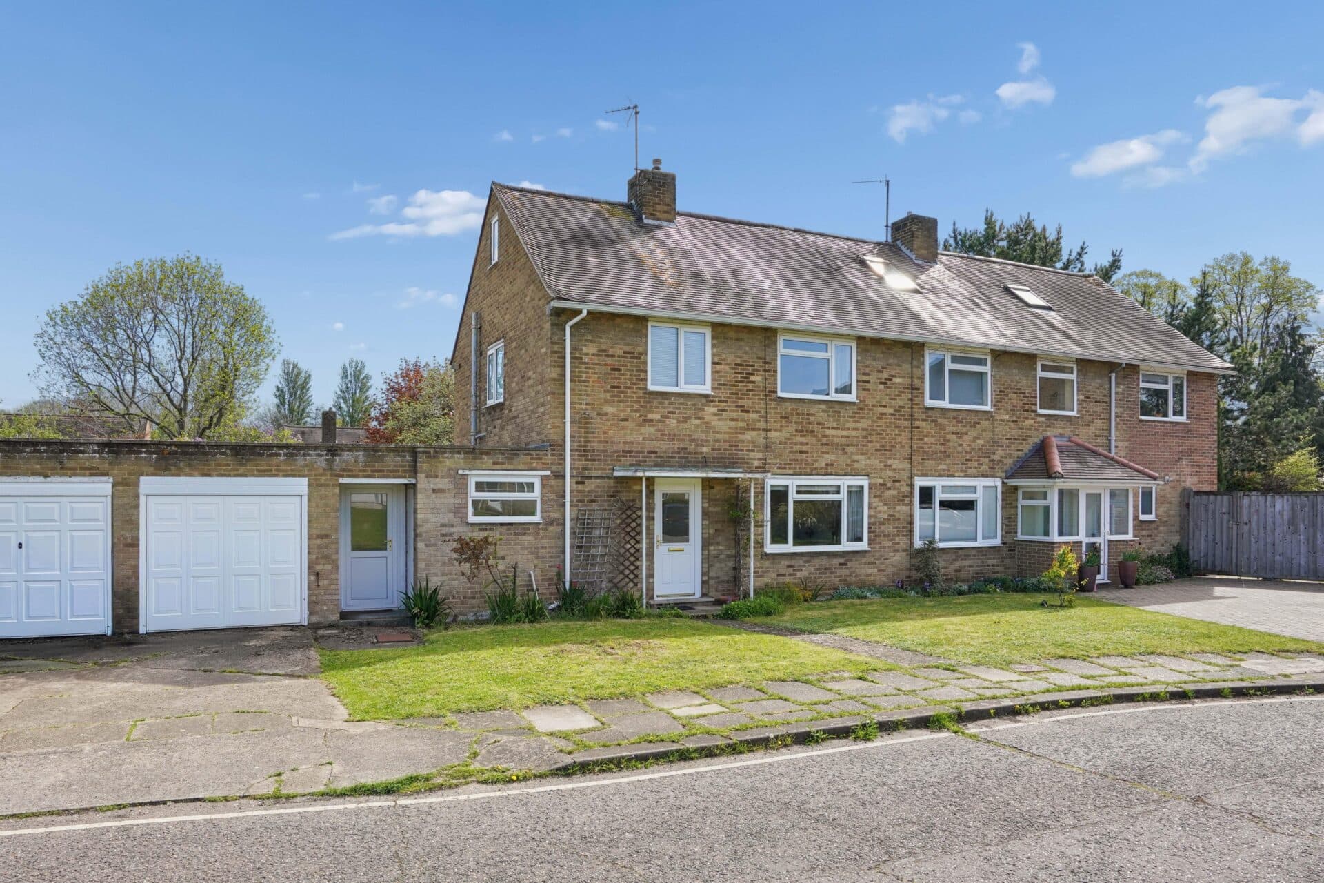 Nuneham Square, Abingdon, Abingdon, OX14 1EH