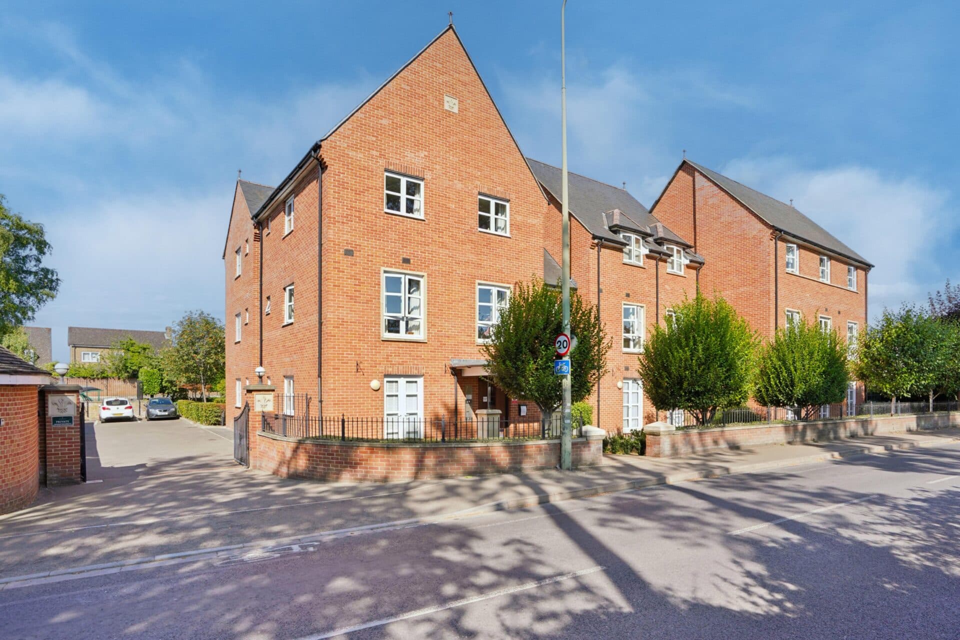 Flat 17, Fleur De Lis, Abingdon, 12 Wootton Road, OX14 1JA