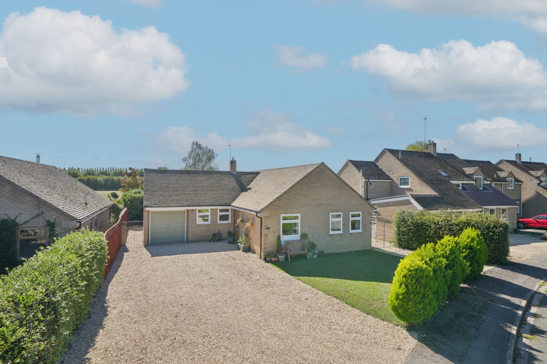 Burr Close, Sutton, Witney, OX29 5SJ