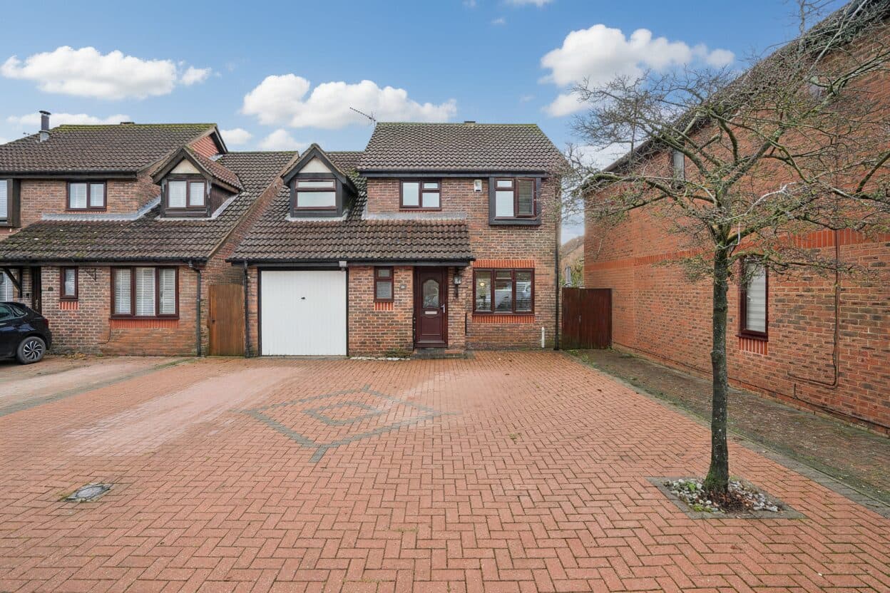 Ballard Chase, Abingdon, Abingdon, OX14 1XQ