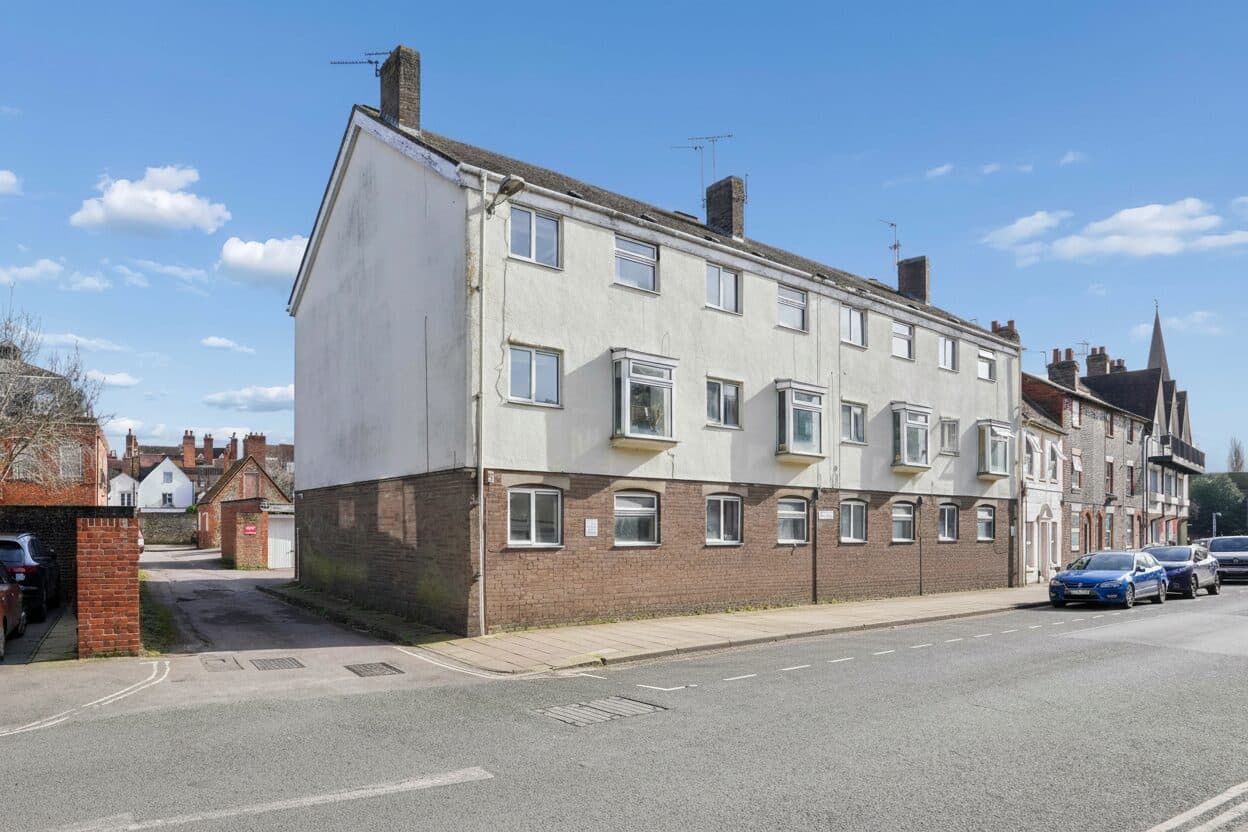 West St. Helen Street, Abingdon, Abingdon, OX14 5BL