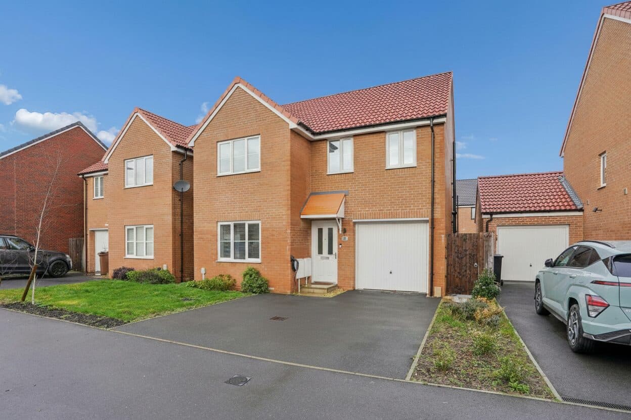 Douglas Drive, Grove, Wantage, Wantage, OX12 0GL