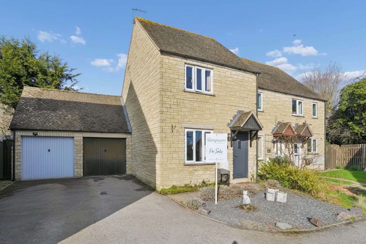 Eton Close, Witney, Witney, OX28 3GA