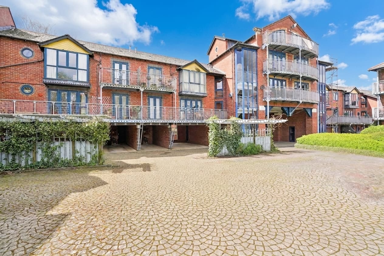 Alfredston Place, Wantage, Wantage, OX12 8DL