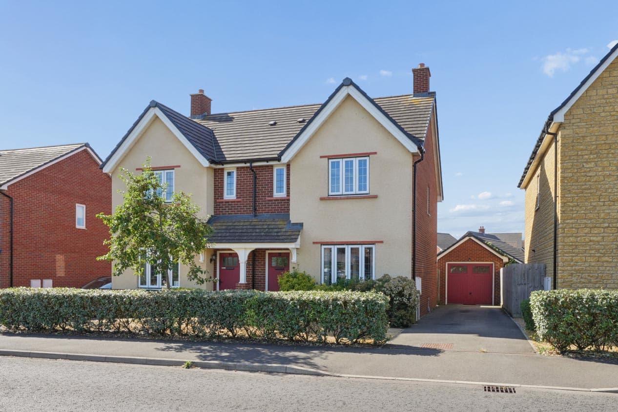 Bellenger Way, Brize Norton, Carterton, Carterton, OX18 1NE