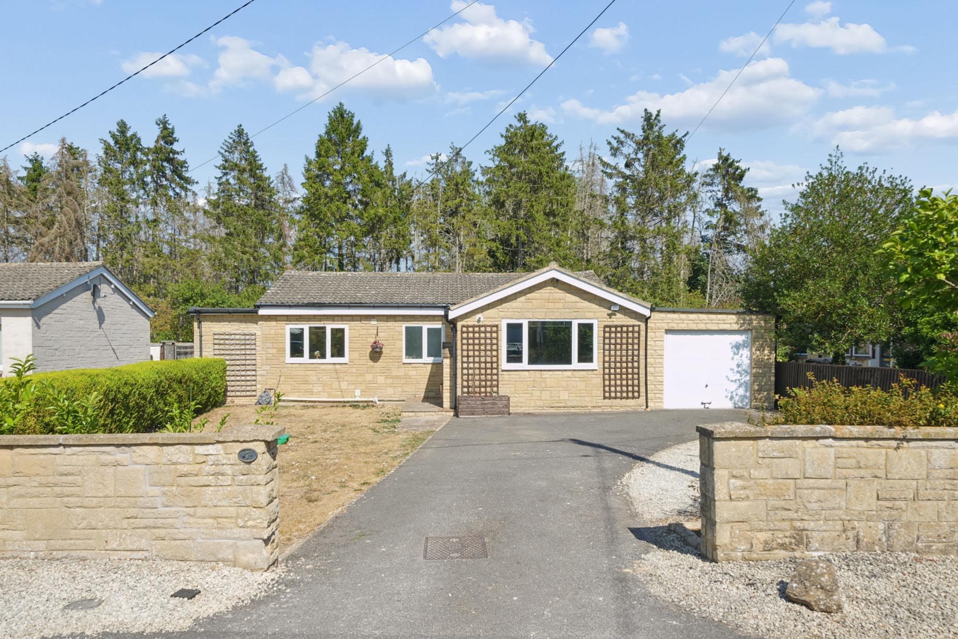 Foxburrow Close, Sutton, Witney, Witney, OX29 5SH