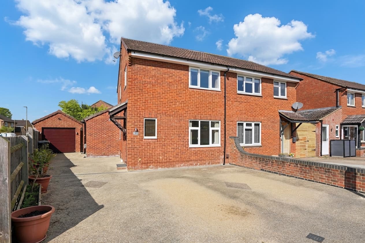 Trinity Close, Abingdon, Abingdon, OX14 2QE