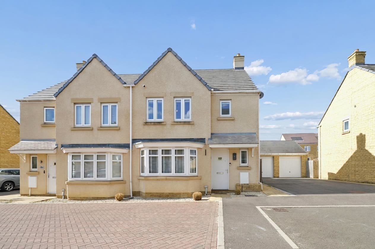 Mott Close, Witney, Witney, OX29 7AH