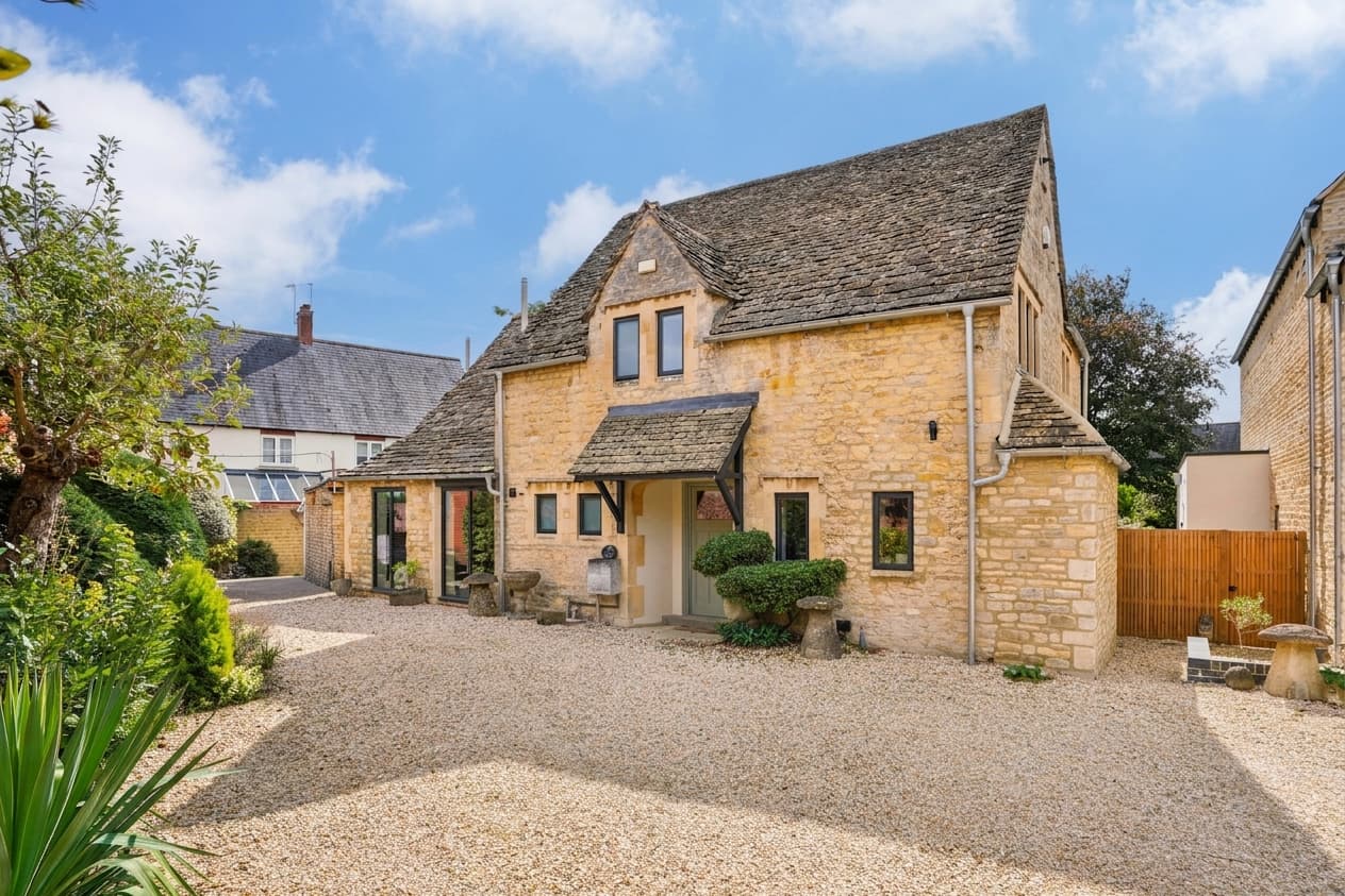 Ash Close Gloucester Place, Witney, Witney, OX28 6LB