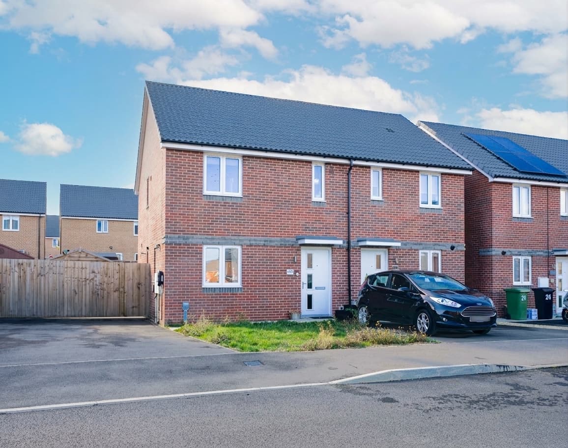 Whitworth Way, Grove, Wantage, OX12 0NZ