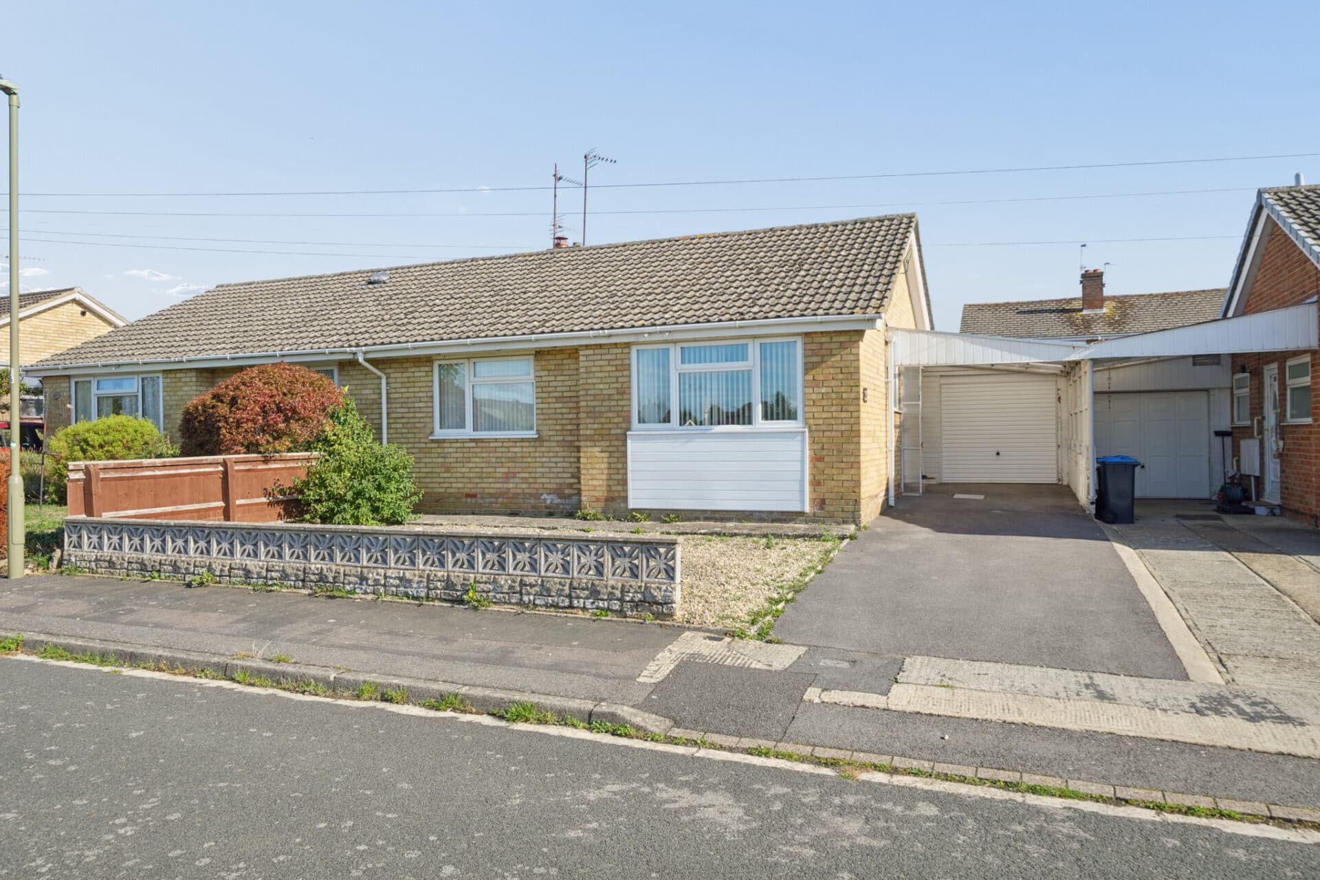 Blenheim Drive, Witney, OX28 5LN